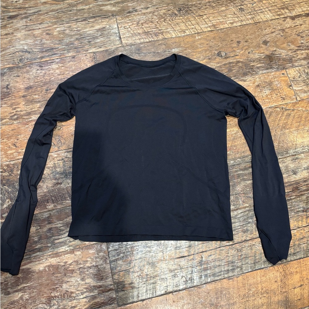 Women's lululemon swiftly tech 10Black Long Sleeve Top